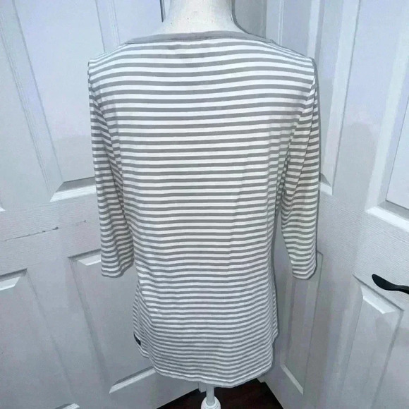 Matilda Jane striped pull over gray white striped 3/4 sleeves Super cute &comfy - Picture 4 of 9